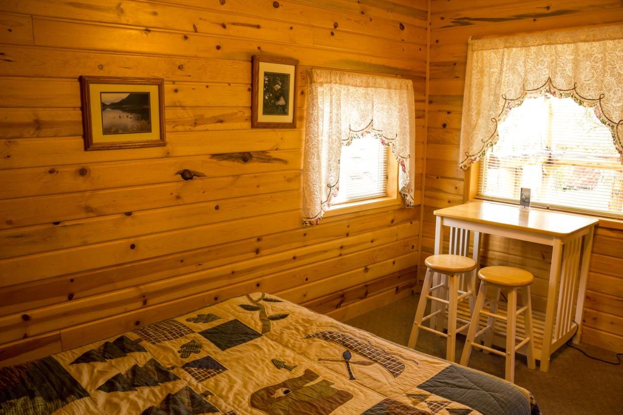 | Midnight Sun Log Cabins