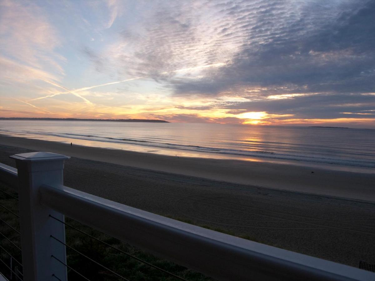 | Alouette Sunrise Suites