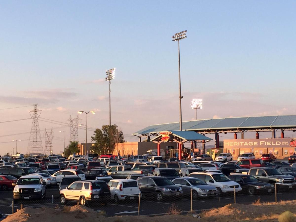 | California Inn Hotel and Suites Adelanto US 395