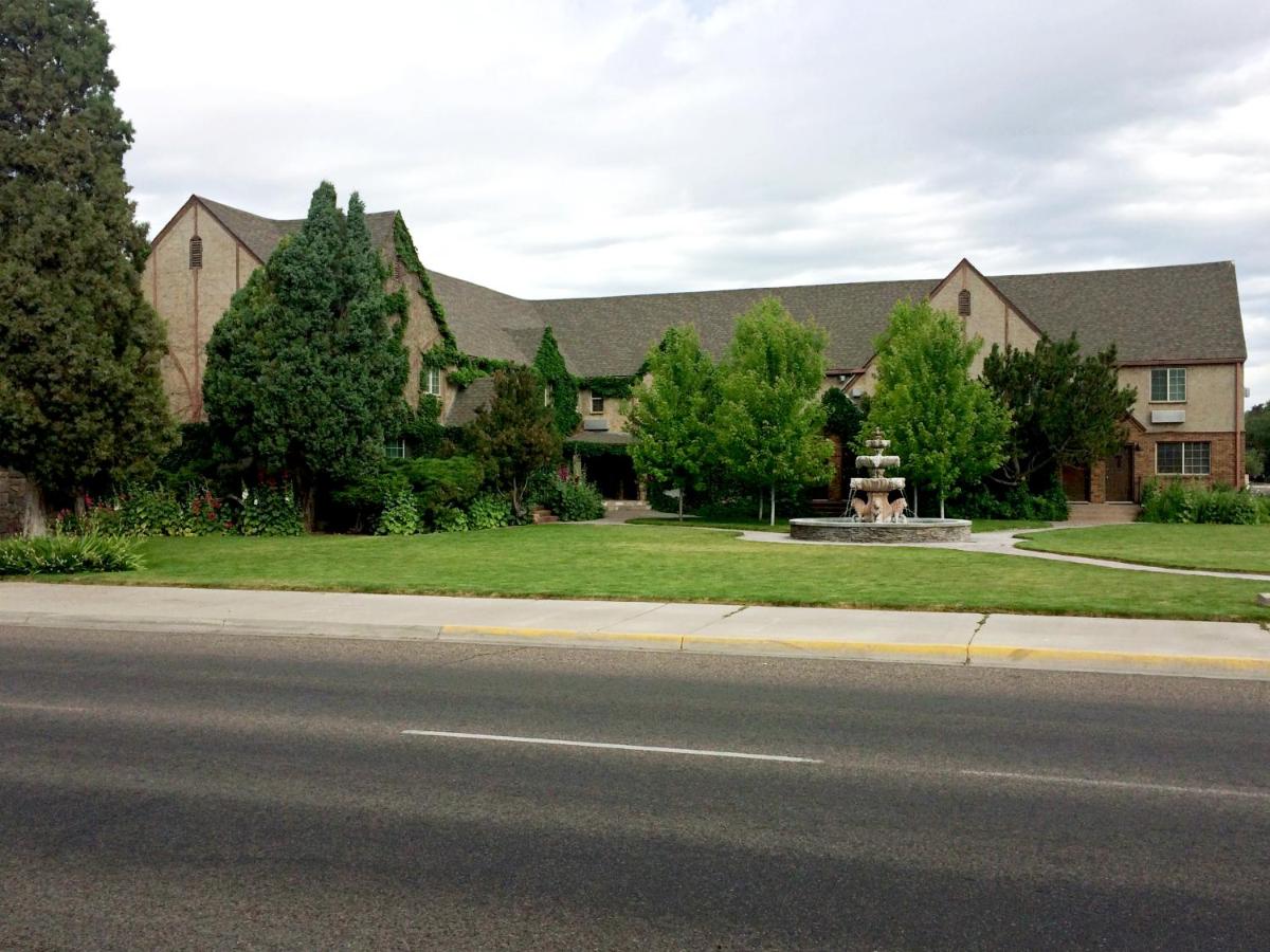  | Black Swan Inn Luxurious Theme Rooms