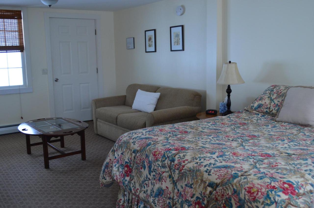 | Wiley Inn