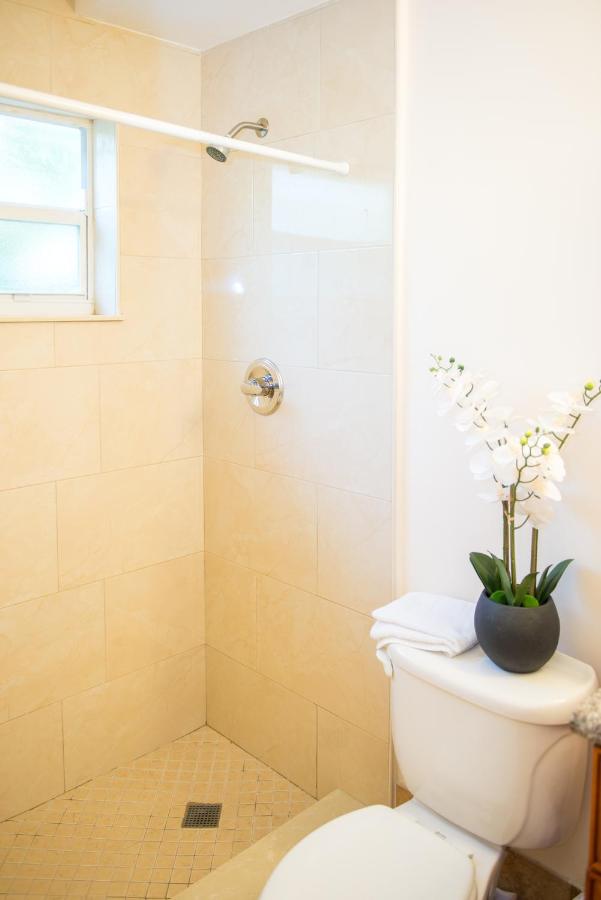  | Shore Haven Resort Inn