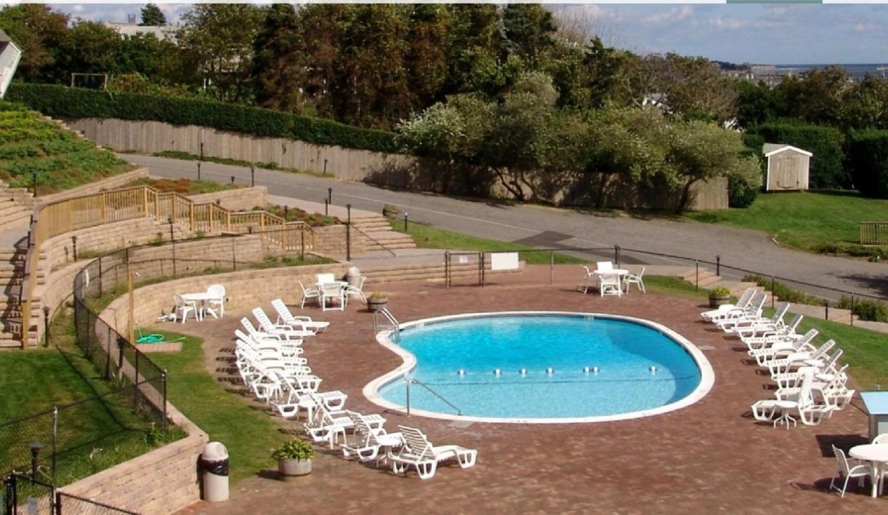  | Beachcomber Resort at Montauk