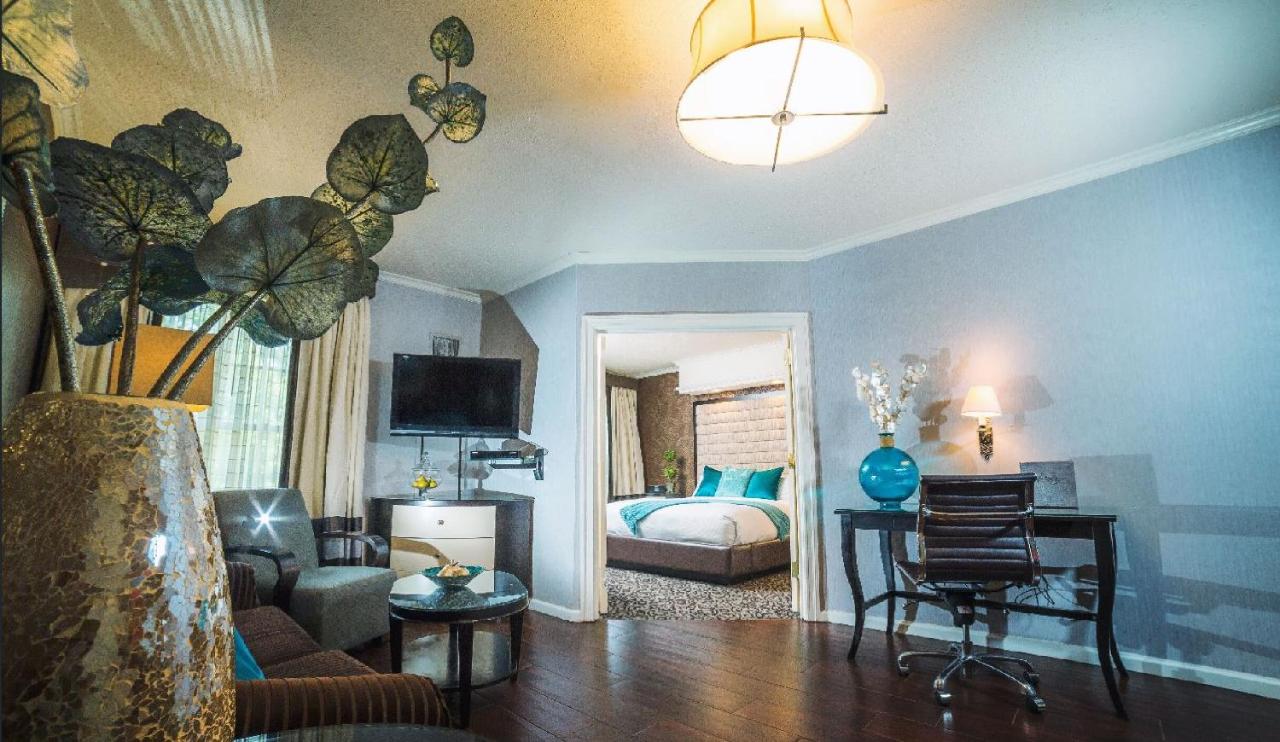 One Bedroom Accessible  at The Inn At Fox Hollow Hotel