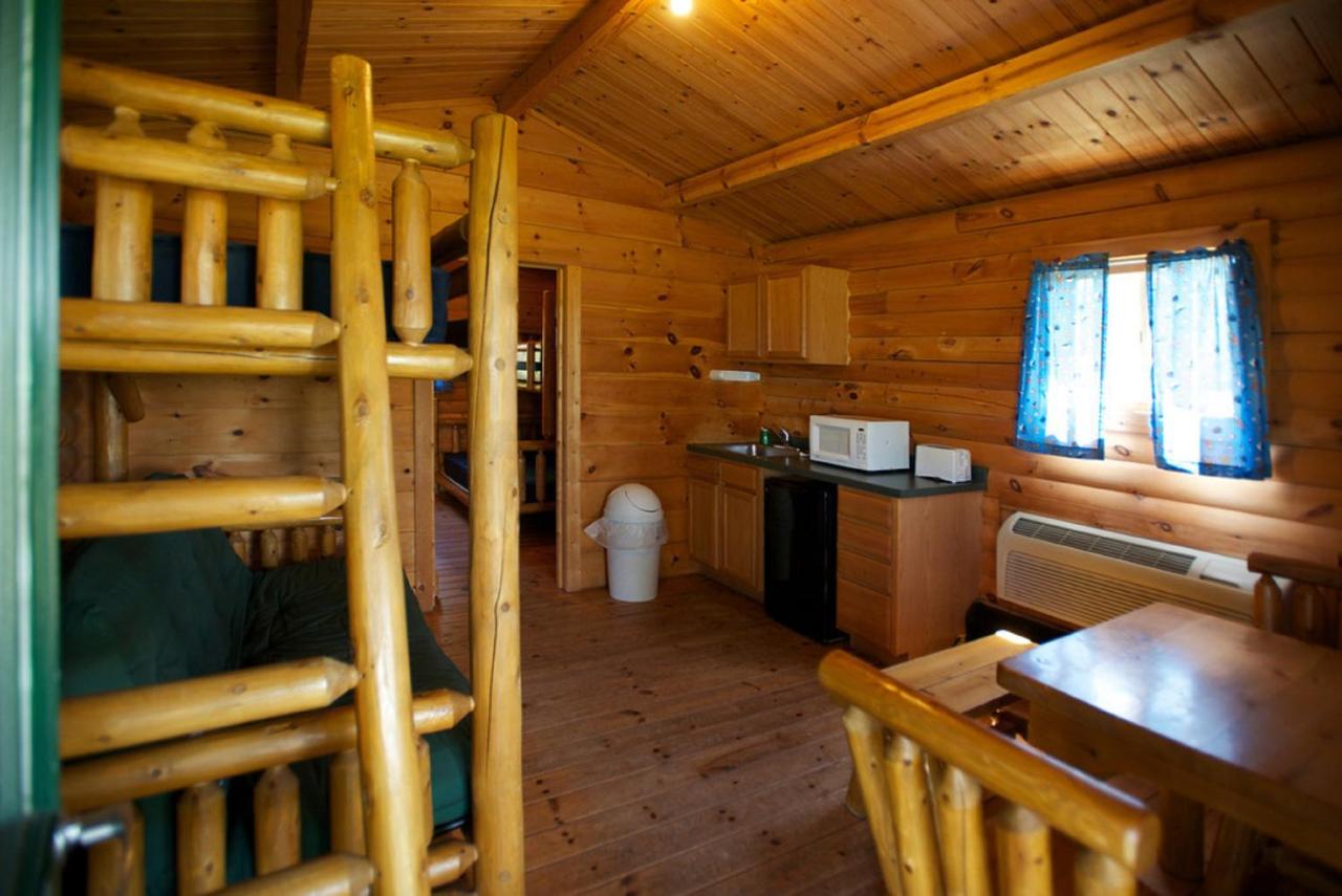| Fremont RV Campground Cottage 28