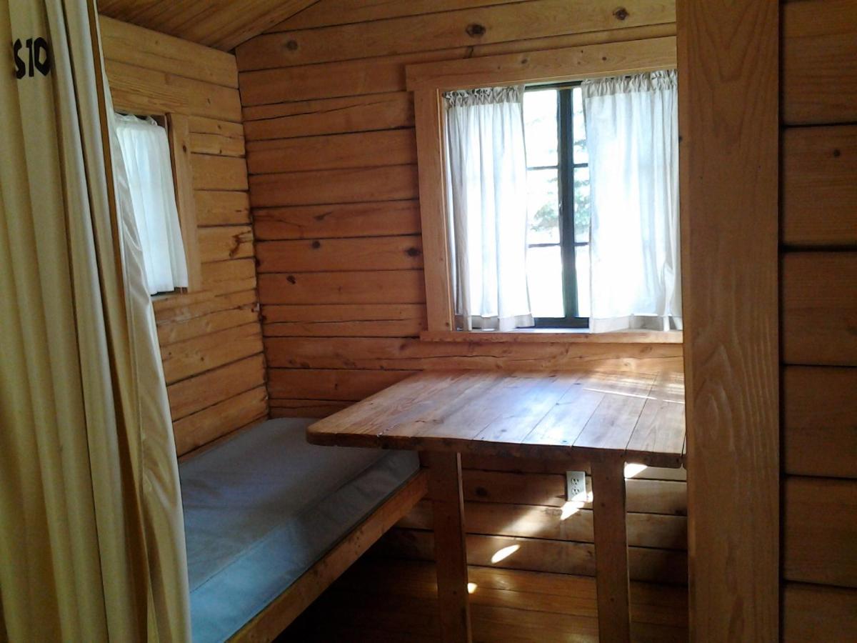 | Fremont RV Campground Cabin 8