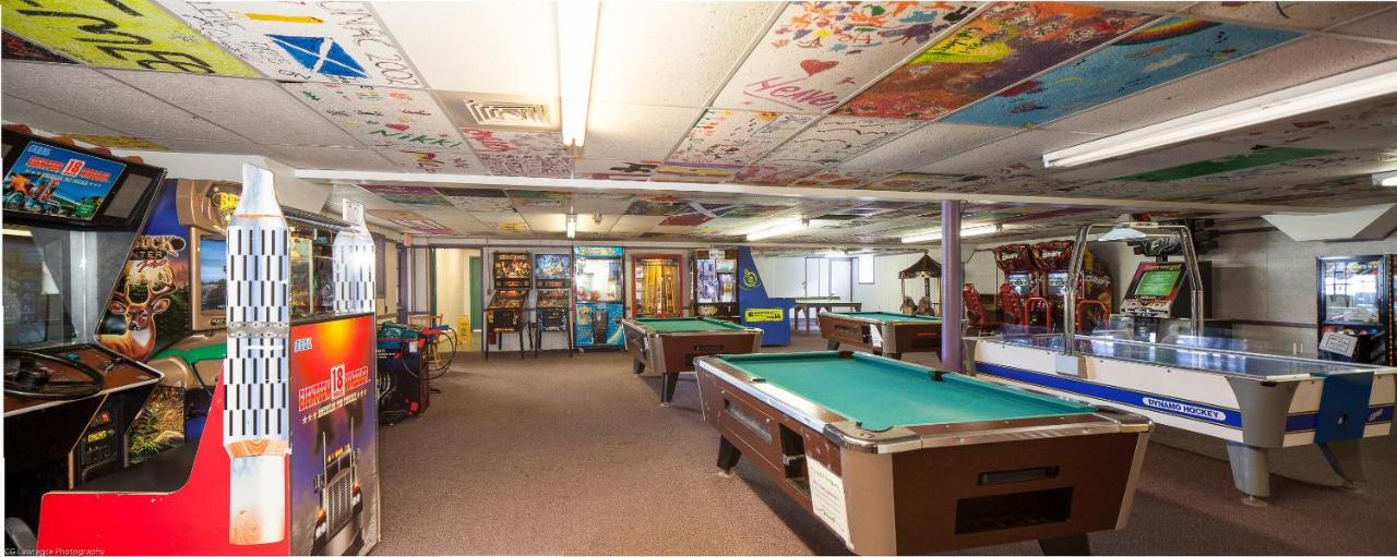  | Circle M Camping Resort Loft Park Model 18