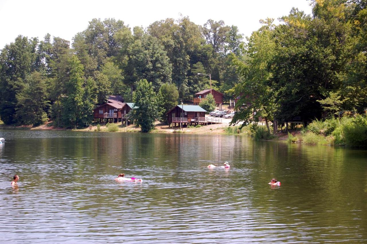 | Forest Lake Camping Resort Lakefront Cabin 2