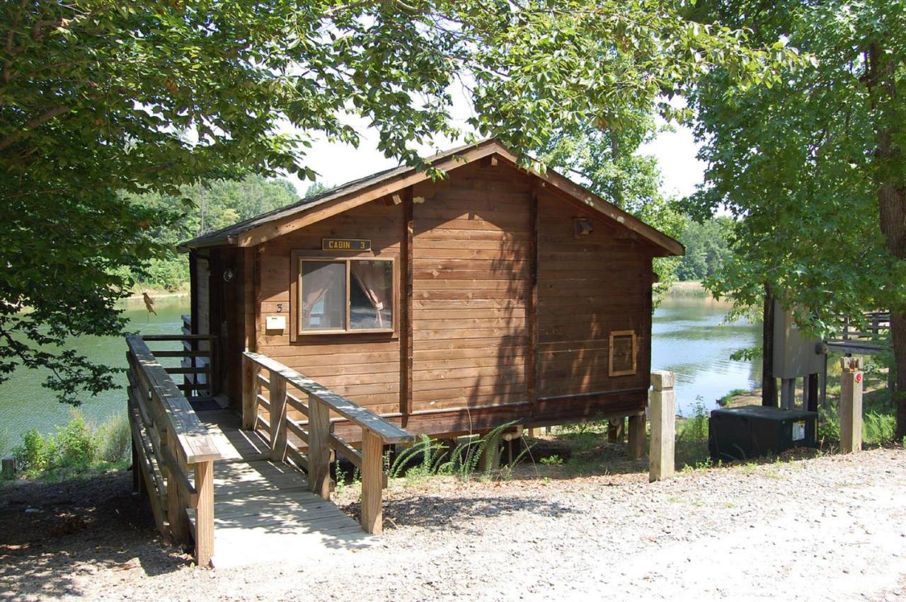 | Forest Lake Camping Resort Lakefront Cabin 8