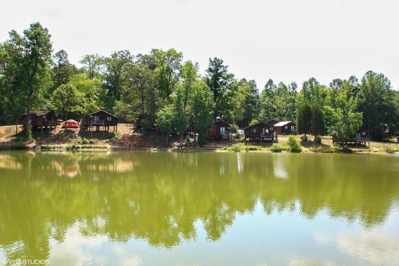  | Forest Lake Camping Resort Lakefront Cabin 8
