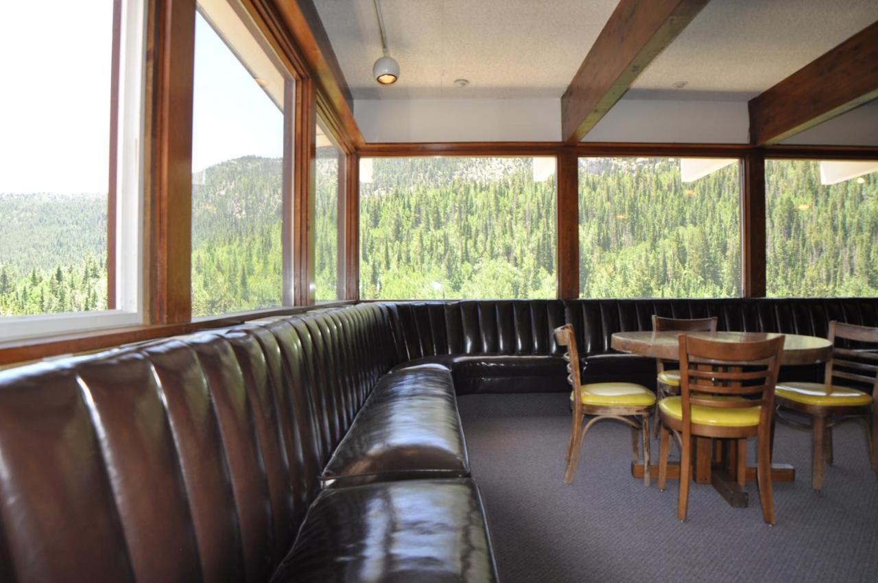 | Monarch Mountain Lodge