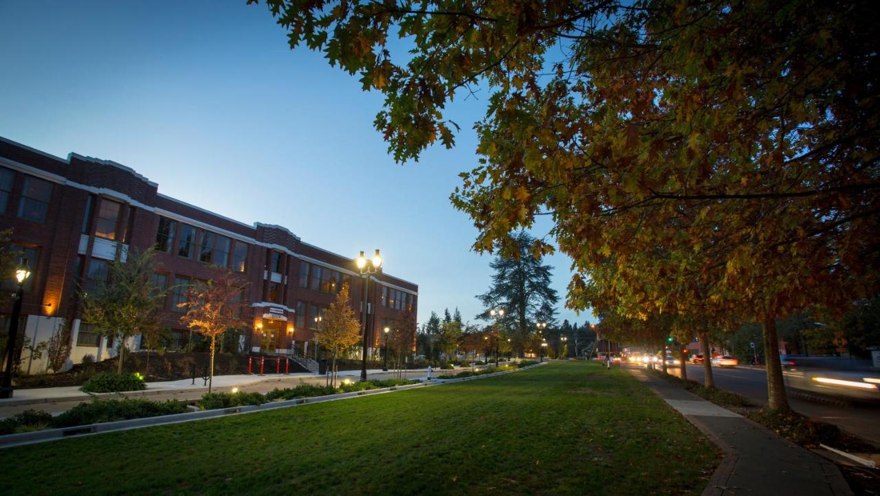 | McMenamins Anderson School