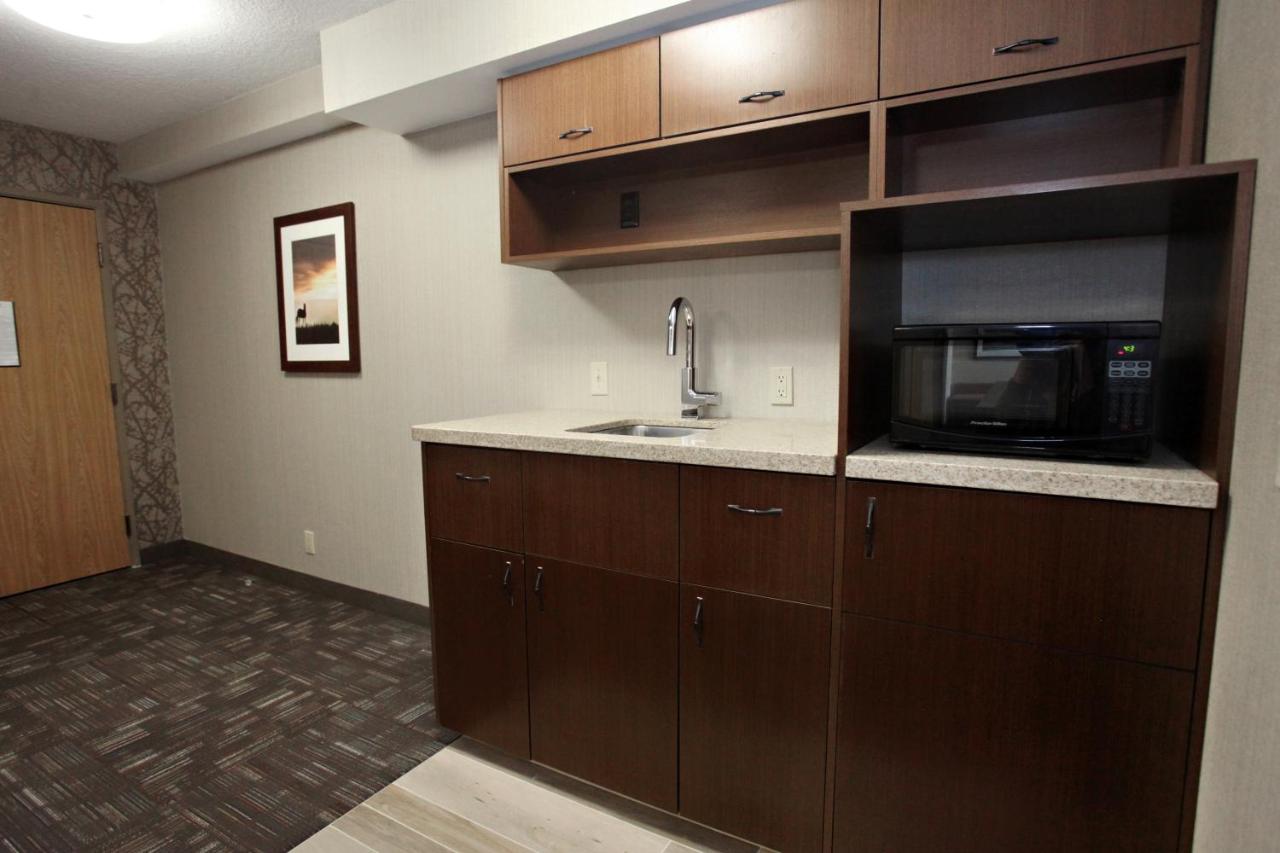 King Suite with Sofa Bed at Best Western Plus Cottontree Inn