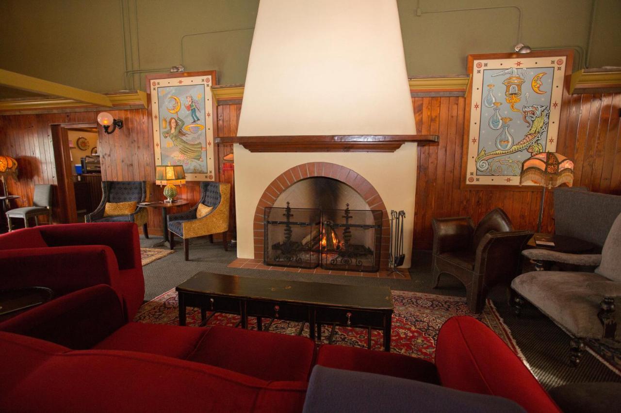 | McMenamins Anderson School