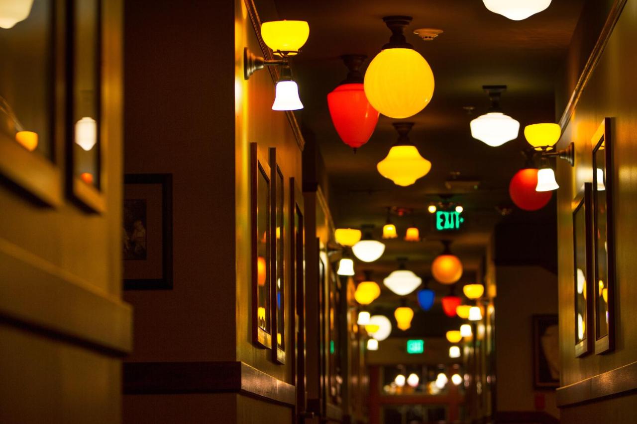 | McMenamins Anderson School