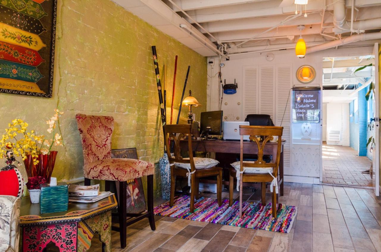  | Madame Isabelle's House