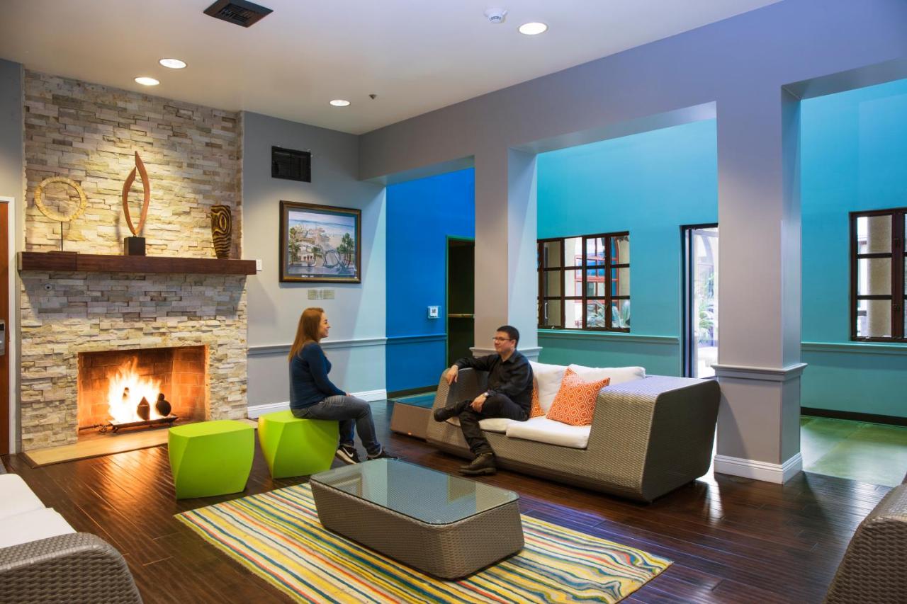  | HI Los Angeles - Santa Monica Hostel