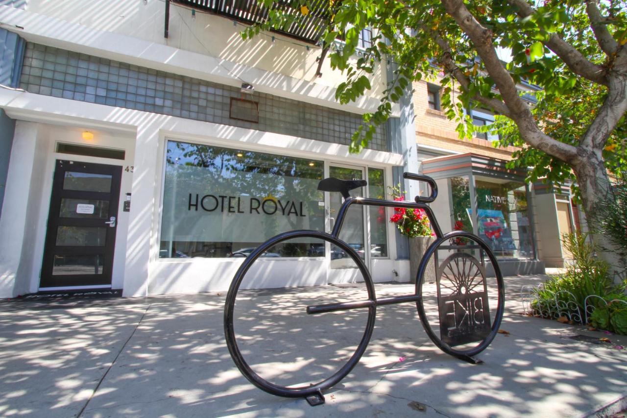  | Hotel Royal