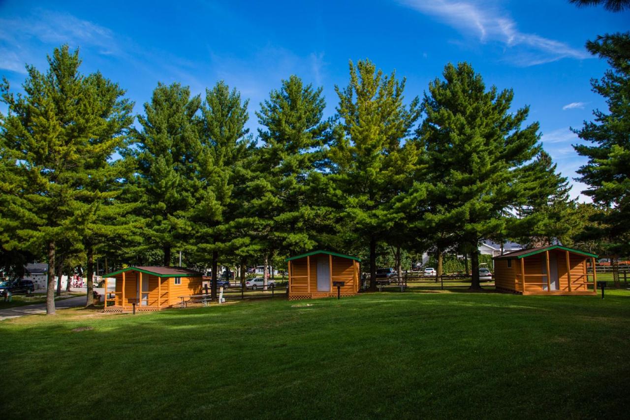 | Plymouth Rock Camping Resort One-Bedroom Cabin 6