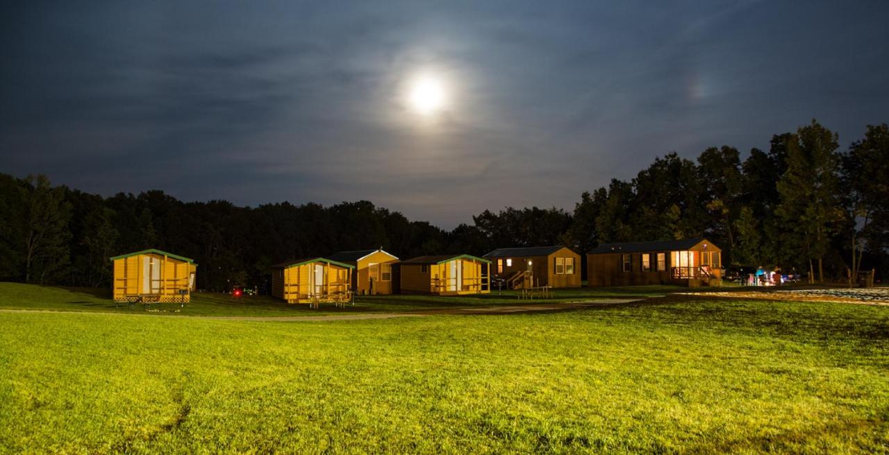 | Plymouth Rock Camping Resort One-Bedroom Cabin 6