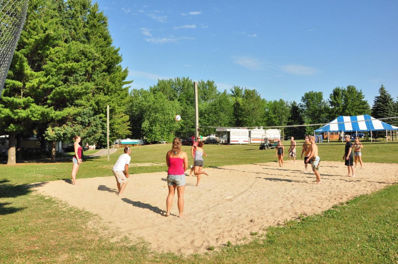 | Plymouth Rock Camping Resort Park Model 21