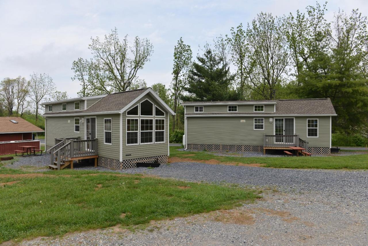| Hershey Camping Resort Loft Park Model 7