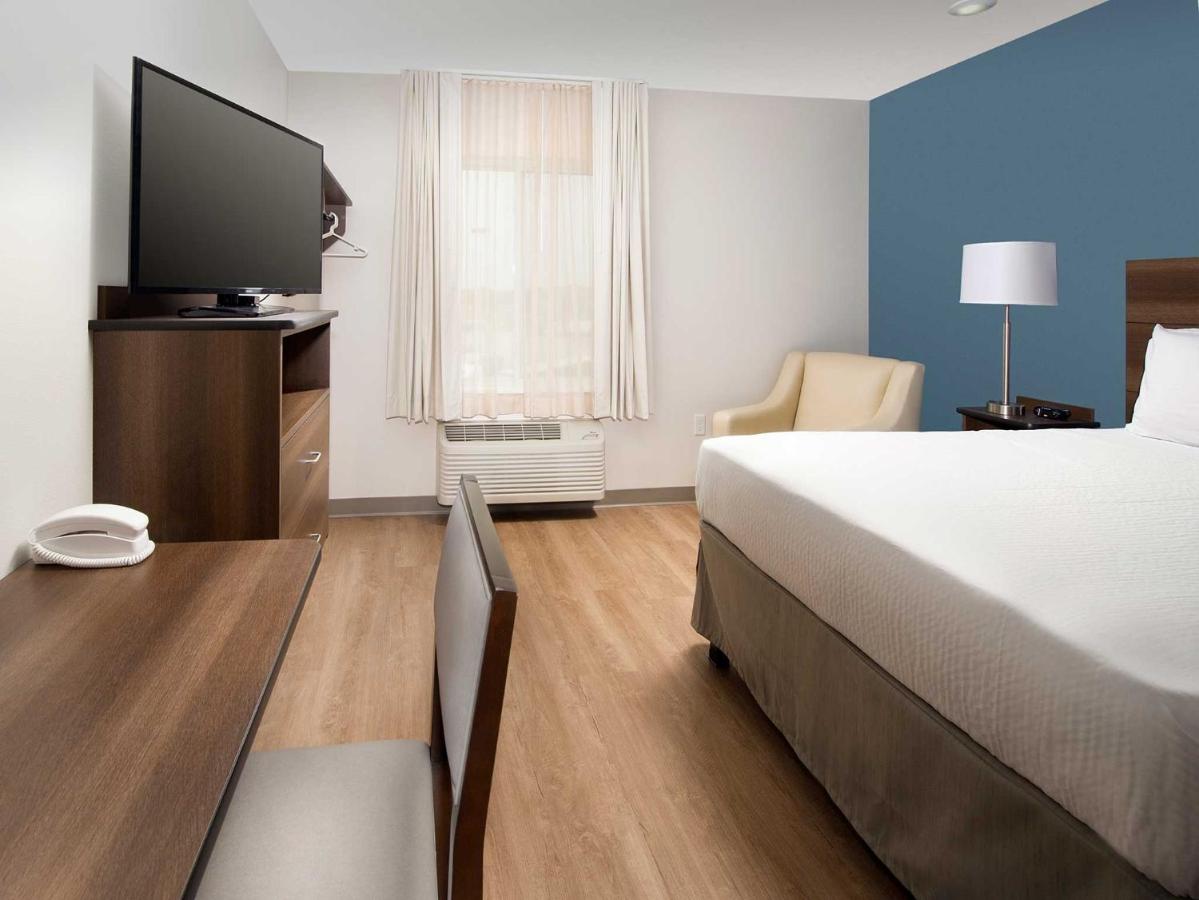 Standard Queen Room - Non-Smoking at WoodSpring Suites Fargo North Near NDSU