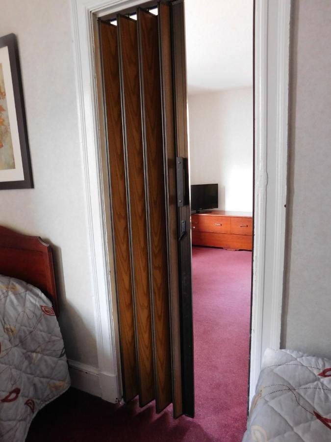 | Hotel Harrington