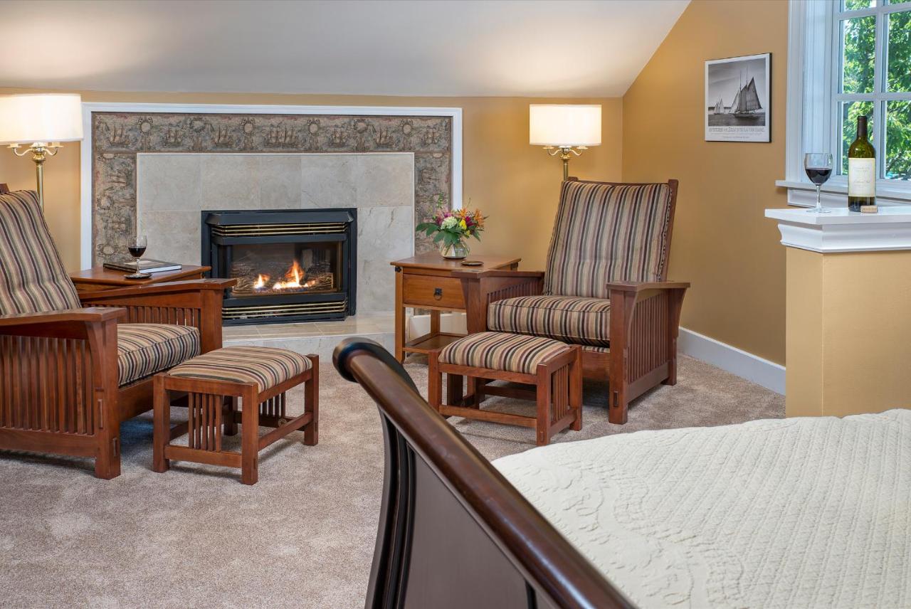 | Ravenscroft Inn