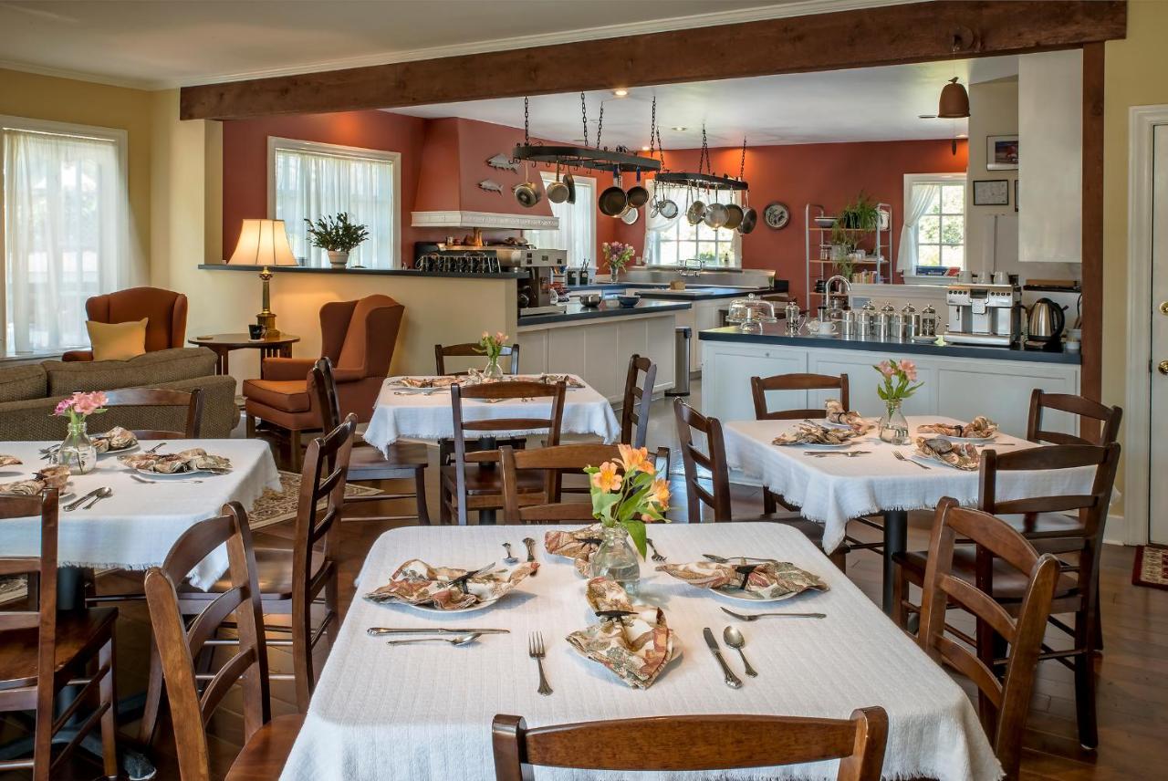 | Ravenscroft Inn