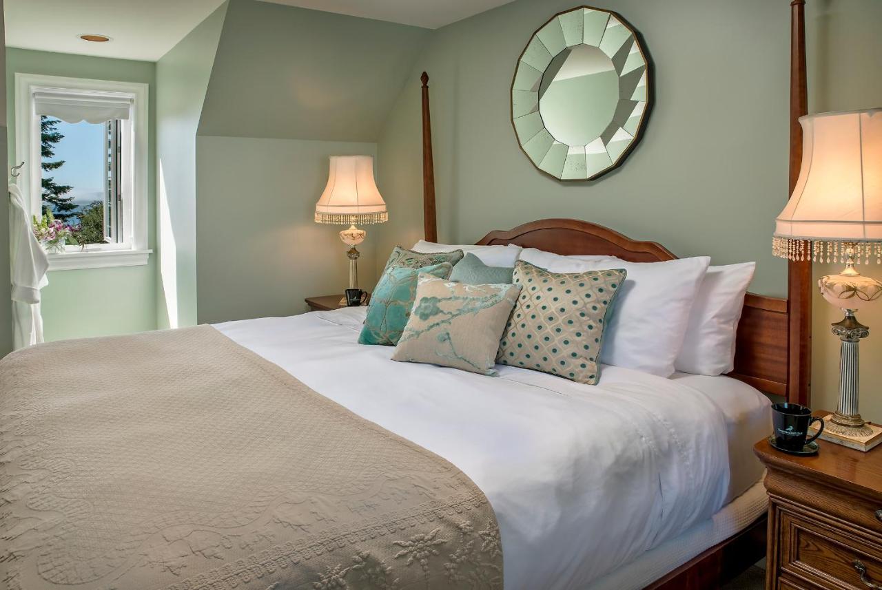| Ravenscroft Inn