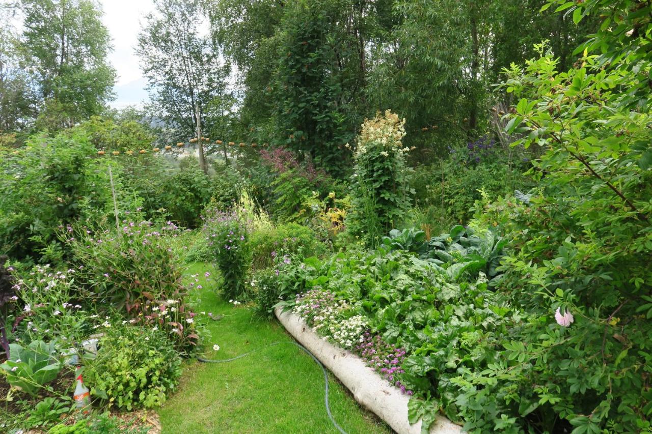 | Brigitte's Bavarian Bed und Breakfast