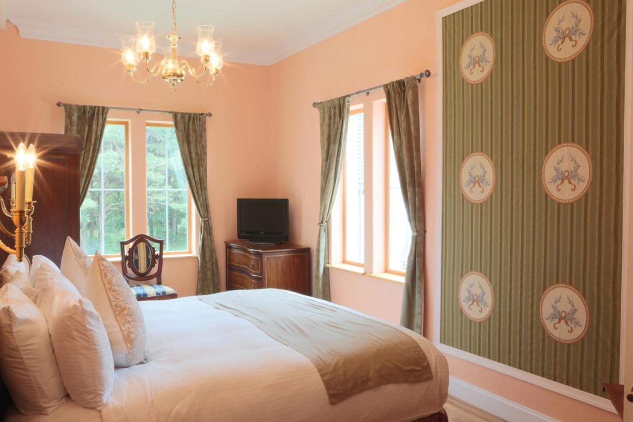 Aquitaine at Wedmore Place