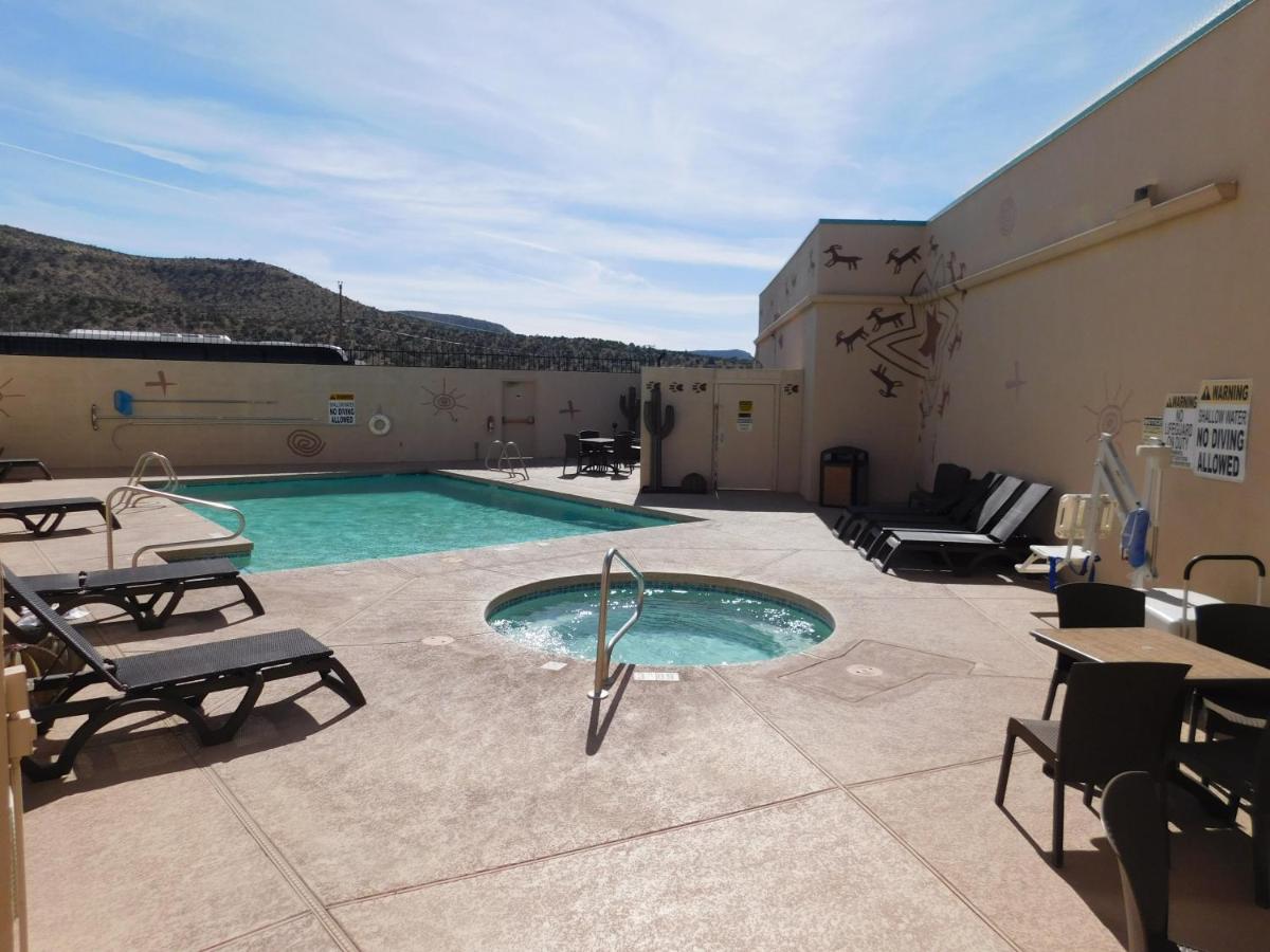 | Hualapai Lodge