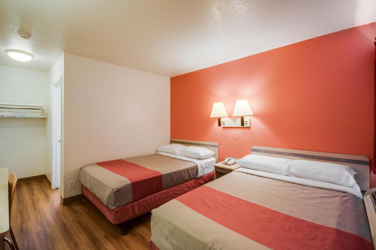 | Motel 6-Bellingham, WA