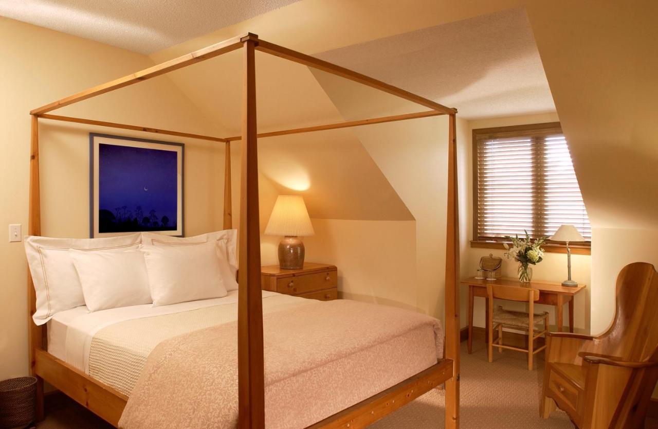 | New Harmony Inn Resort and Conference Center