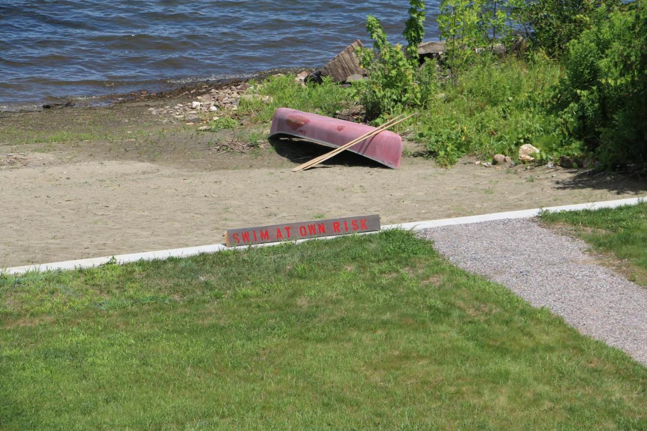 | Lakeshore Vermont