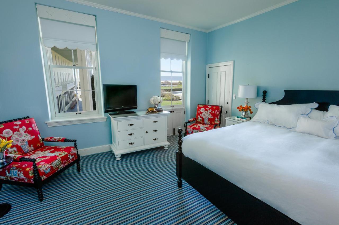 One King Bed | Ocean Side at Congress Hall