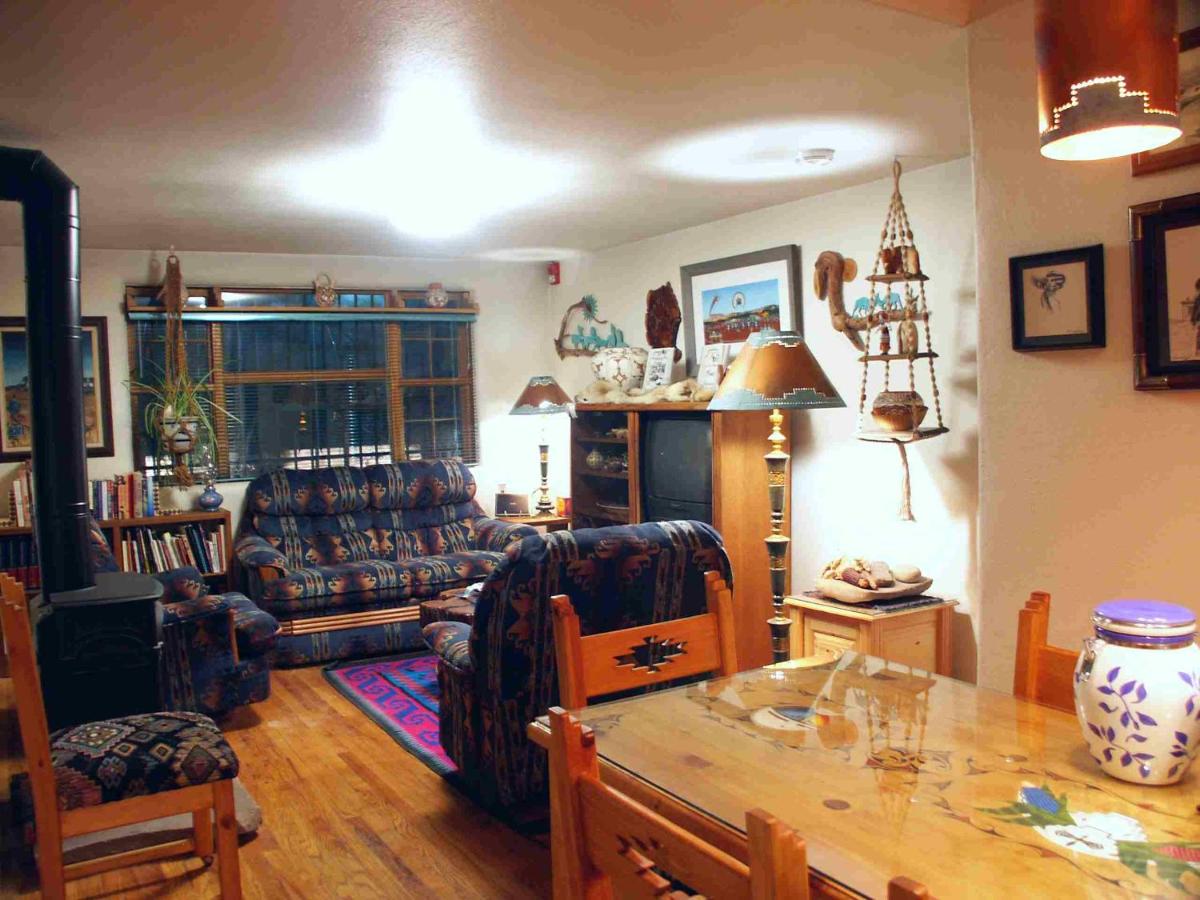 | Inn at Halona