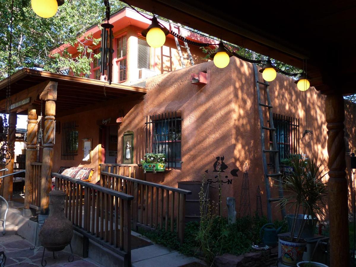 | Inn at Halona
