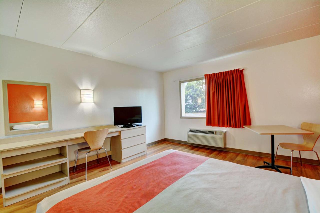  | Motel 6-Seekonk, MA - Providence East