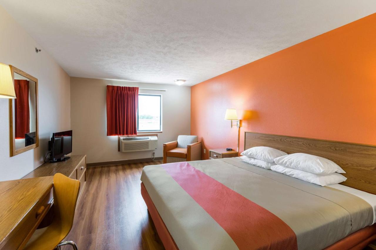  | Motel 6-Percival, IA