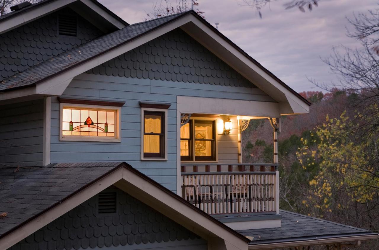 | Arsenic and Old Lace Bed & Breakfast Inn