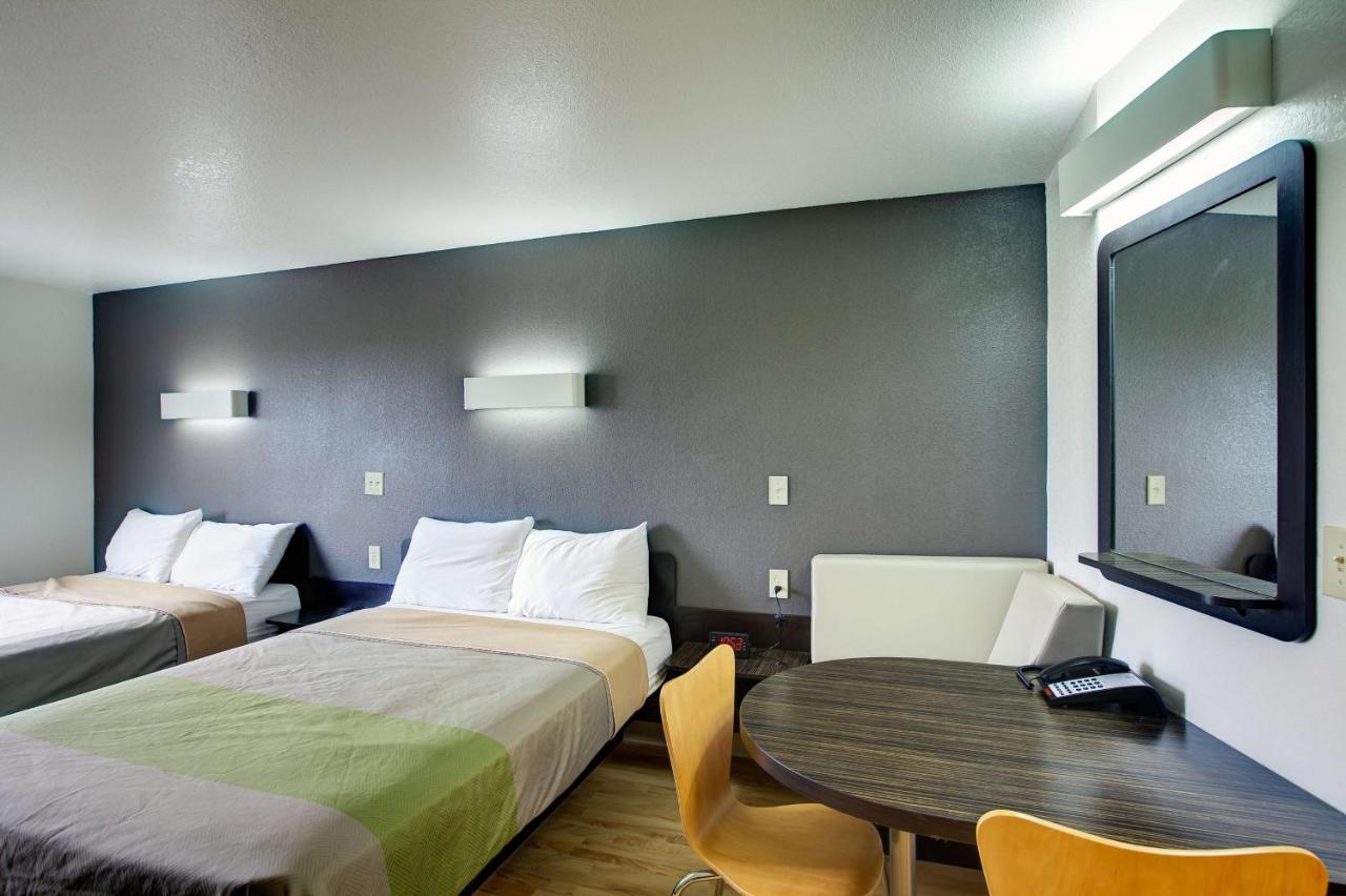 Queen Room with Two Queen Beds - Disability Access - Non-Smoking at Studio 6 Sweetwater, TX