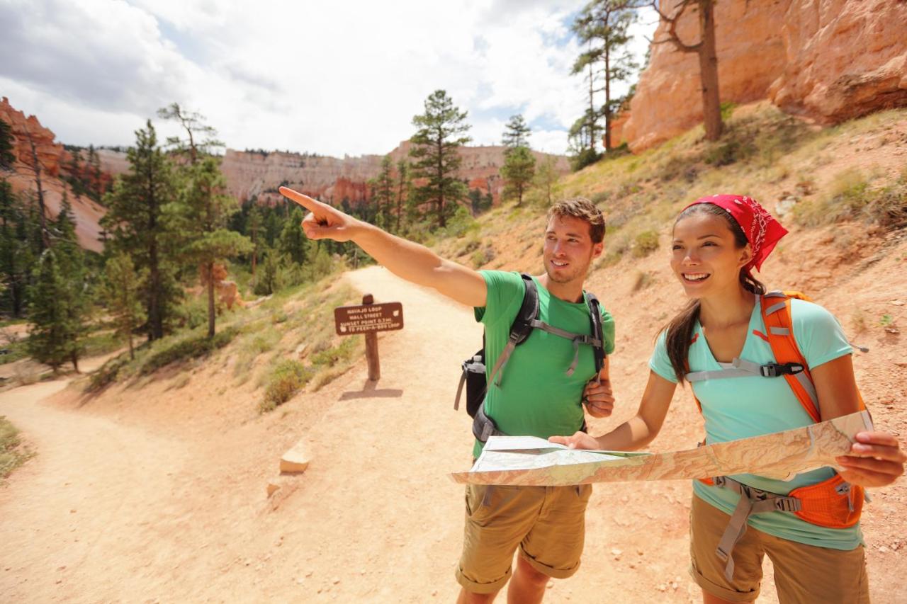 | Mountain Ridge Cabins & Lodging