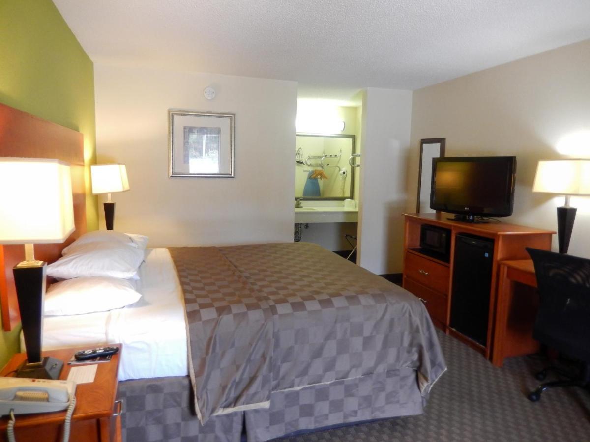 | Motel 6-Luling, LA