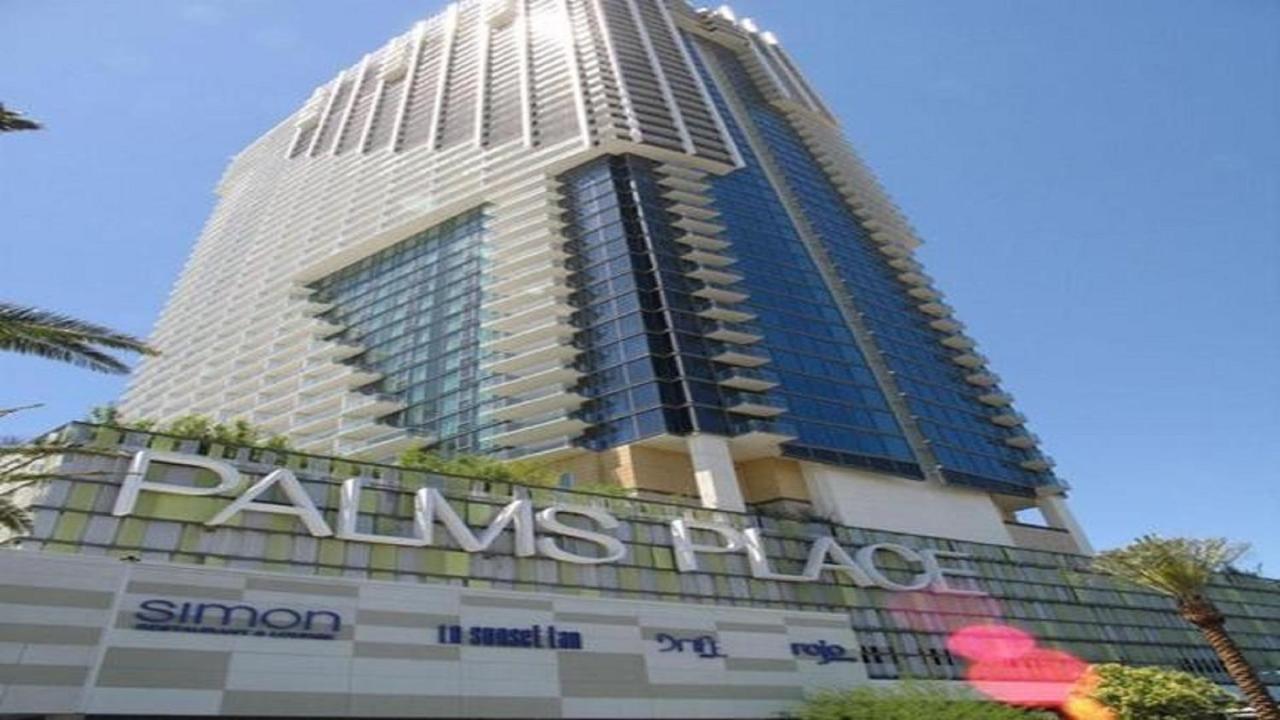  | Palms place 51st floor & strip view