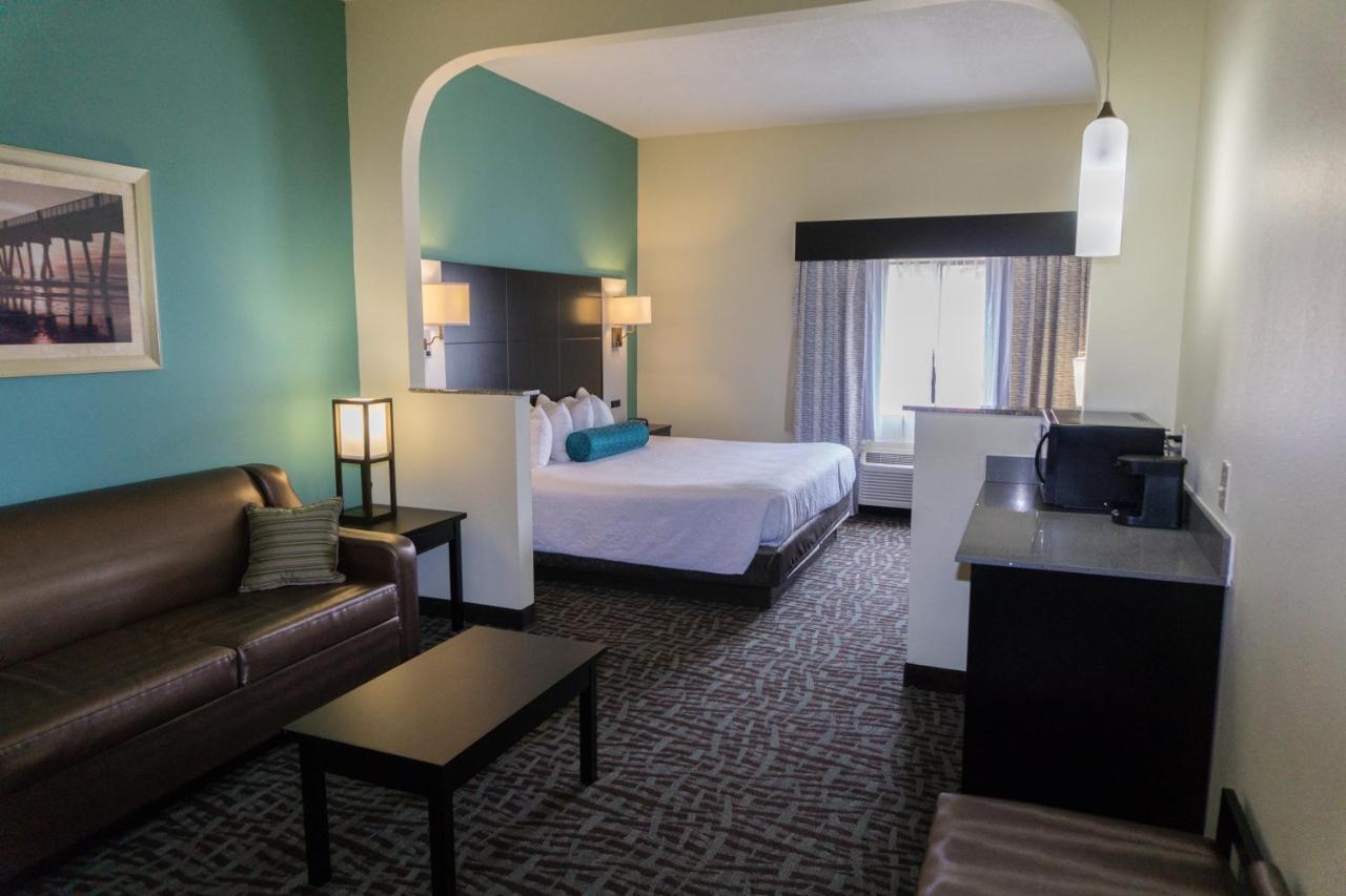 | Best Western Mayport Inn & Suites