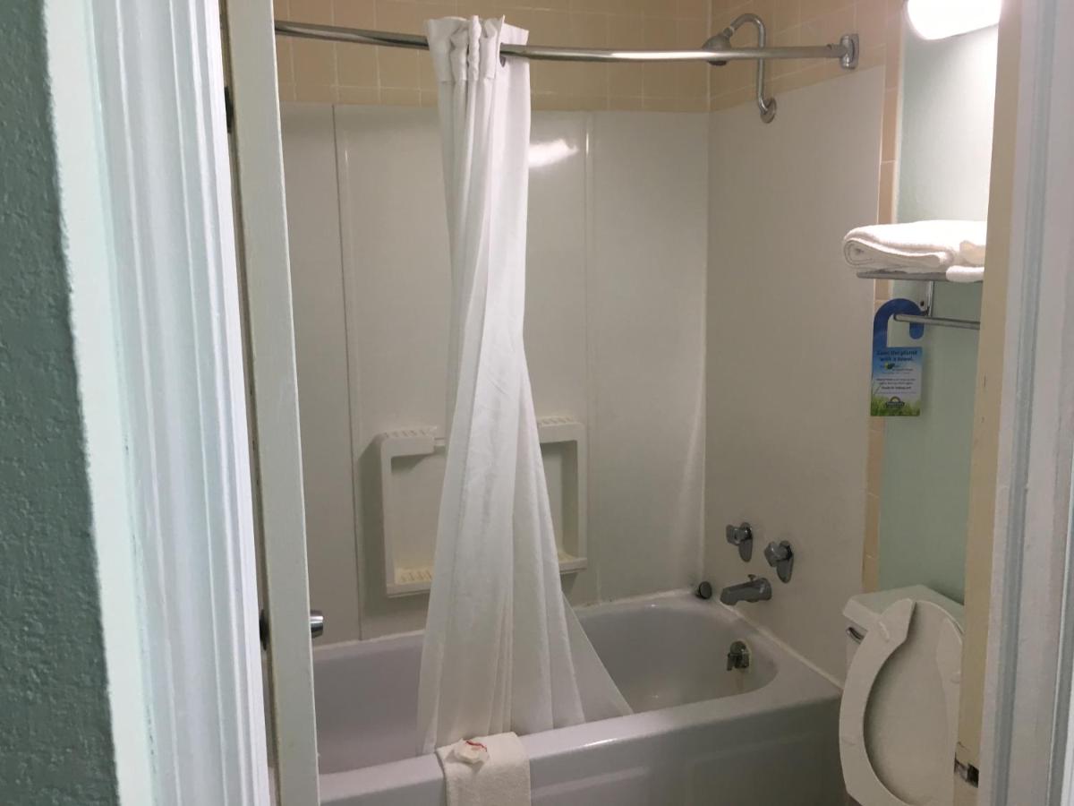 Double Room with Two Double Beds - Non-Smoking at Days Inn by Wyndham Lavonia