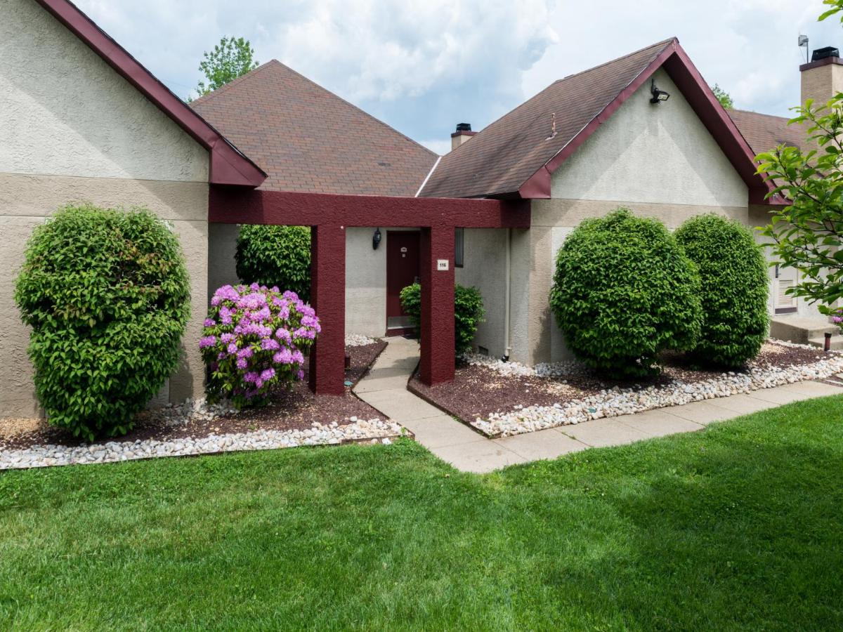 | Inn of The Dove Romantic Luxury & Business Suites
